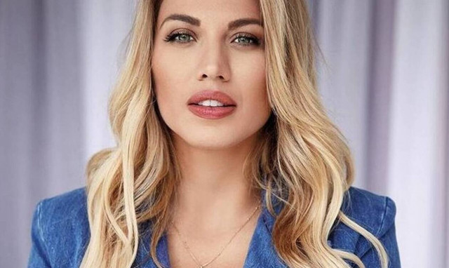 Κωνσταντίνα Σπυροπούλου: Ατύχημα για την παρουσιάστρια - Τι συνέβη (pics)