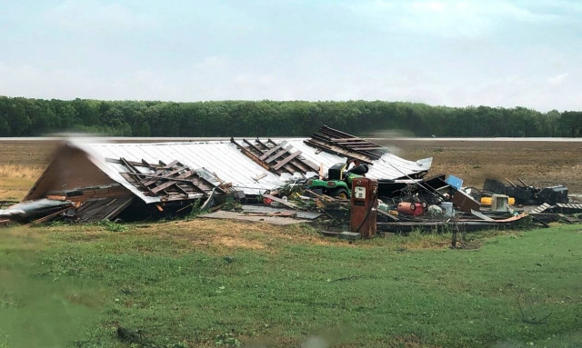 ΗΠΑ: Τουλάχιστον 11 νεκροί από ανεμοστρόβιλους που σάρωσαν το Μισισίπι (vid)