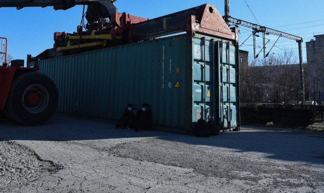 Αντιδράσεις στη Σάμο με παραγγελία κοντέινερ για δομή μεταναστών – Τι απαντά ο γγ Πρώτης Υποδοχής