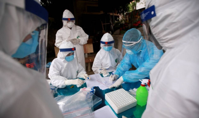 Κορονοϊός: Έτσι σκοτώνει τους ανθρώπους - Ο γρίφος του ανοσοποιητικού και η δυσκολία των γιατρών