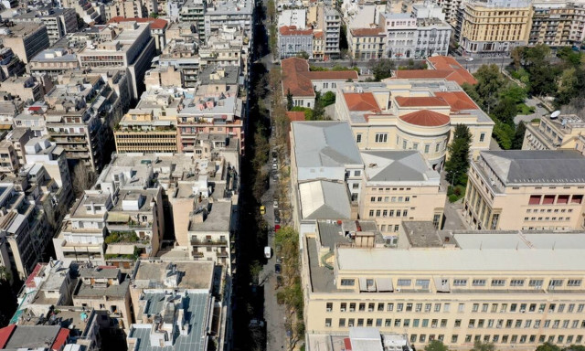 Κορονοϊός - ΕΝΦΙΑ: Πόσο θα μειωθεί και ποιους αφορά