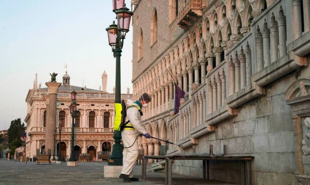 Κορονοϊός: Αυτοκτονία! Μετά την Ισπανία και η Ιταλία χαλαρώνει τα μέτρα