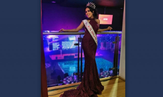 Η Μις Αγγλία αφήνει το στέμμα και γίνεται πάλι γιατρός για να βοηθήσει στη μάχη κατά του κορονοϊού