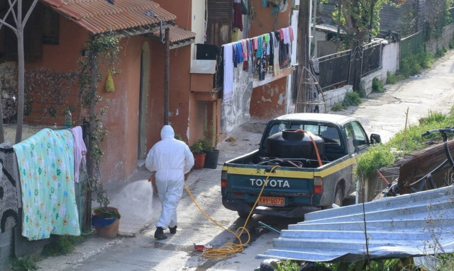 Κορονοϊός - Χαρδαλιάς: Αρνητικά τα δείγματα από τους οικισμούς Ρομά σε Ξάνθη και Ροδόπη