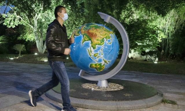 Καλπάζει ο κορονοϊός: Τα κρούσματα του COVID-19 ξεπέρασαν τα 2.000.000 σε όλο τον κόσμο