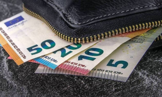 Κορονοϊός: Έκπτωση 40% στα ενοίκια των φοιτητών - Ποιοι επιπλέον εργαζόμενοι θα λάβουν 800 ευρώ 