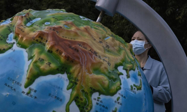 Ο εφιάλτης του κορονοϊού (ξανά) πάνω από την Κίνα: Ένας νεκρός και 46 νέα κρούσματα