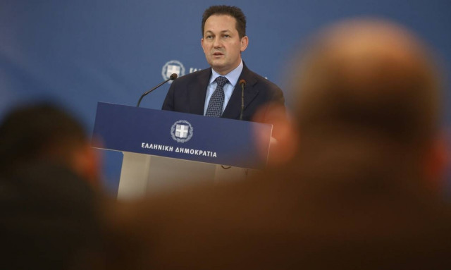 Κορονοϊός – Πέτσας: Πριν τις 27 Απριλίου ανακοινώσεις για χαλάρωση των μέτρων – Τι είπε για εκλογές