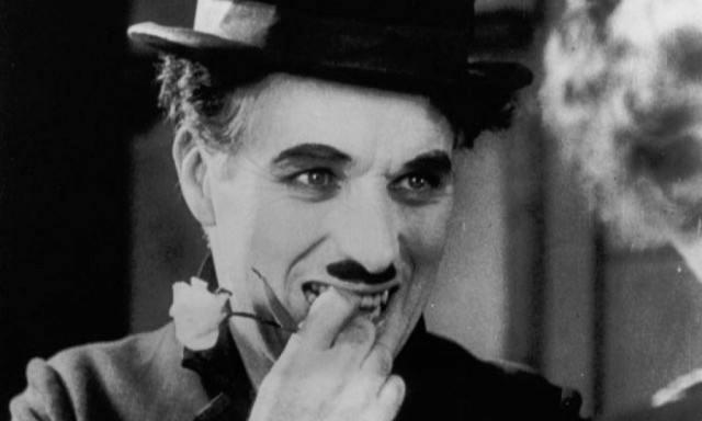 Σαν σήμερα το 1889 γεννήθηκε ο Τσάρλι Τσάπλιν