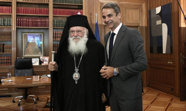Το «ευχαριστώ» Μητσοτάκη σε Ιερώνυμο και η εμπιστοσύνη του Αρχιεπισκόπου στα μέτρα της κυβέρνησης