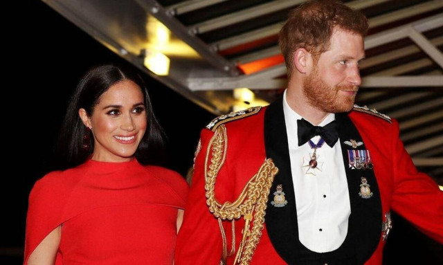 Νέα «βασιλικά καρφιά» για Meghan και Harry. Ο ψυχρός πόλεμος στο Buckingham συνεχίζεται