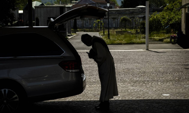 Κορονοϊος Ιταλία: Άδειασε από τα φέρετρα των θυμάτων του ιού ο ναός στο Μπέργκαμο