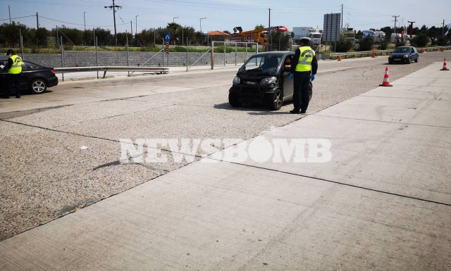 Πάσχα 2020: Πανταχού παρούσα η ΕΛ.ΑΣ. - Μπλόκα παντού και έλεγχοι στις μετακινήσεις