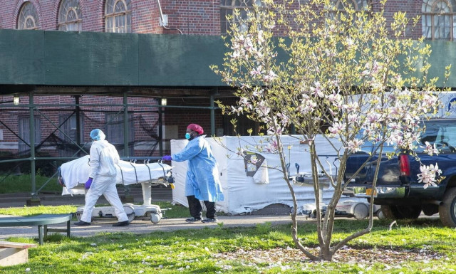 Κορονοϊός στις ΗΠΑ: Ξεπέρασαν τους 40.000 οι νεκροί από τον ιό COVID-19