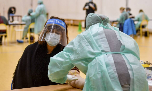 Κορονοϊός - Ιταλία: Ελπίδα και αγωνία - Αυξήθηκαν οι νεκροί, μειώθηκαν τα κρούσματα