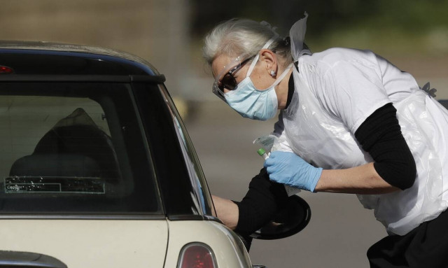 Κορονοϊός Βρετανία: Δεν έχει τέλος το δράμα! 449 νεκροί σε ένα 24ωρο 