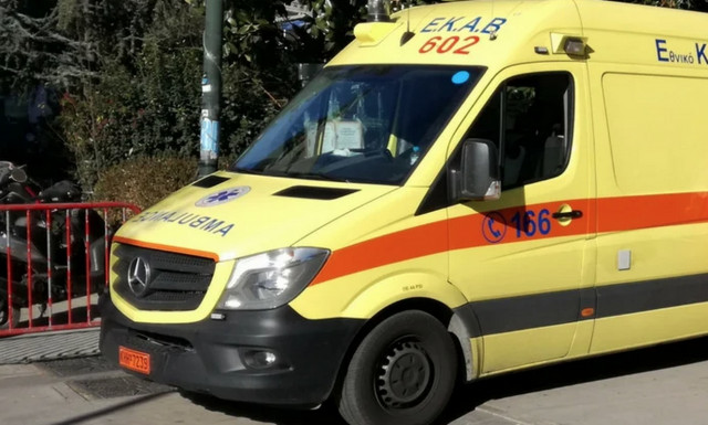 Σοκ στη Λάρισα: Βρέθηκε νεκρός στη μέση του δρόμου