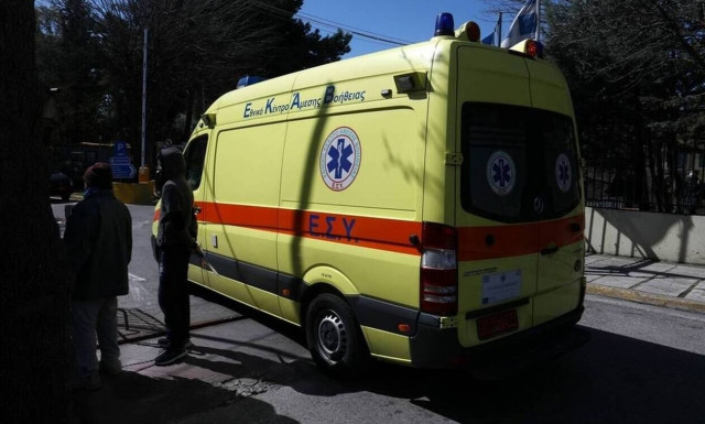 Κρητή: Άναψαν τα… αίματα σε οικογενειακό τραπέζι – Τρία άτομα στο νοσοκομείο