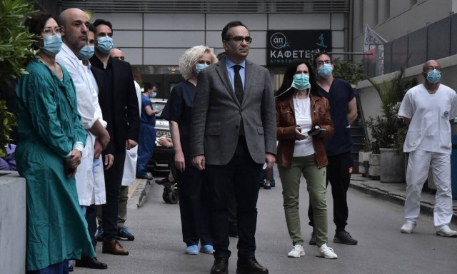 Κορονοϊός - Κοντοζαμάνης: Υπάρχει μεγάλη παραγωγική δυνατότητα διεξαγωγής μοριακών τεστ