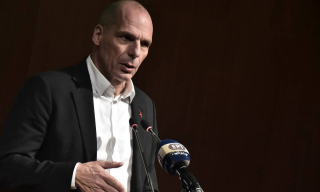 Κορονοϊός - Βαρουφάκης: «Ο Ρέγκλινγκ θέλει να βάλει σε μνημόνιο τη μισή Ευρώπη!»