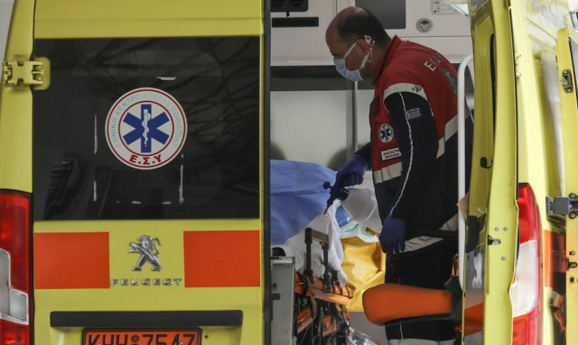 Κορονοϊός: Διπλό «χτύπημα» για την οικογένεια της υπερήλικης που «έφυγε» από το φονικό ιό