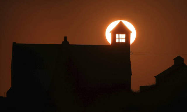 Κορονοϊός: «Θερίζει» ο φονικός ιός - 174.000 νεκροί σε όλο τον πλανήτη