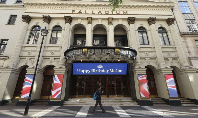 Ηνωμένο Βασίλειο: Πόσες «μαύρες» ημέρες ακόμα - Άλλοι 873 νεκροί σε ένα 24ωρο