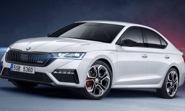 Η νέα Skoda Octavia RS iV είναι σπορ και plug-in υβριδική με 245 ίππους