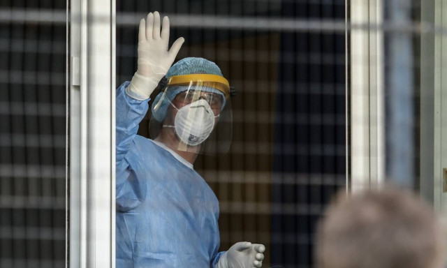 Κορονοϊός: Η Κίνα στέλνει 20.000 μάσκες για τους μετανάστες στο Κρανίδι και τα ΚΥΤ στα νησιά