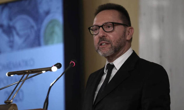 Στουρνάρας στο CNN Greece: Διαχειρίσιμη η αύξηση των «κόκκινων» δανείων λόγω της κρίσης 