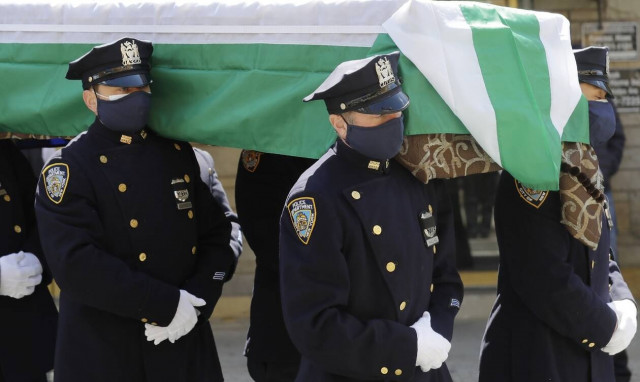 Κορονοϊός: Ανατροπή με τους πρώτους θανάτους στην Αμερική