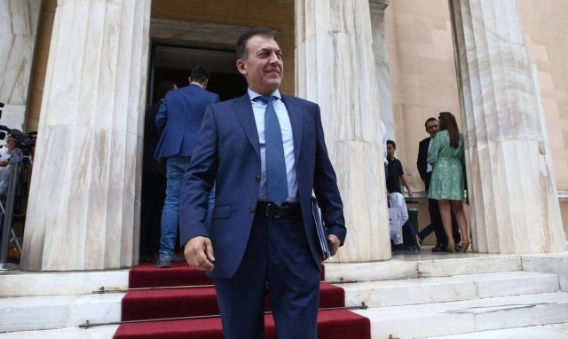 Βρούτσης: Καταργείται το πρόγραμμα τηλεκατάρτισης - Πώς θα δοθούν τα 600 ευρώ στους επιστήμονες