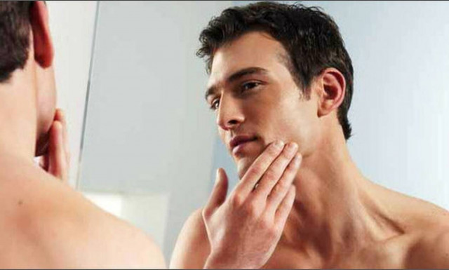 Πώς να αποφύγεις τα κοψίματα στο ξύρισμα