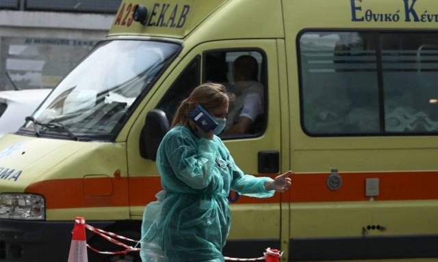 Κορονοϊός: Πολλά κρούσματα σε ιδιωτική κλινική στο Περιστέρι