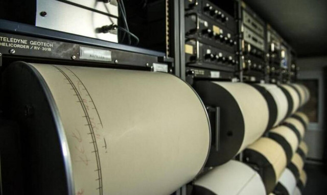 Σεισμός ΤΩΡΑ: Ισχυρή δόνηση στην Κεφαλονιά 