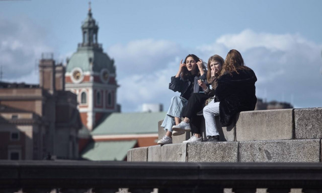 Κορονοϊός: Η Σουηδία πέρασε το όριο των 2.000 νεκρών από κορονοϊό