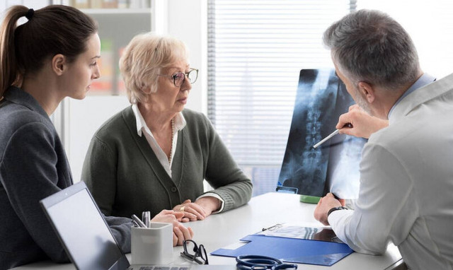 Live Webinar για τη θεραπεία της οστεοπόρωσης και τα οδοντιατρικά προβλήματα