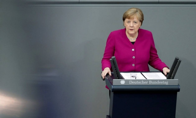 Μέρκελ: Η Γερμανία έτοιμη να αυξήσει σημαντικά τη συνεισφορά της στον προϋπολογισμό της ΕΕ