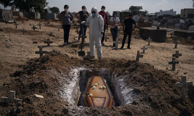 Κορονοϊός στη Βραζιλία: Ξεπέρασαν τους 3.300 οι νεκροί