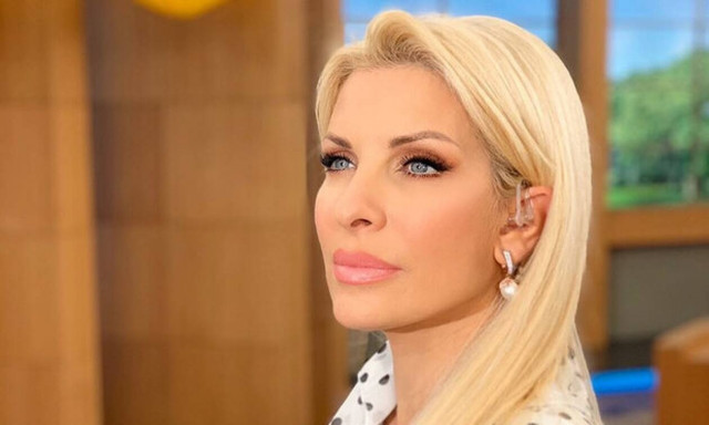 Ελένη Μενεγάκη: Η μεγάλη αλλαγή που τόλμησε στην εμφάνισή της 