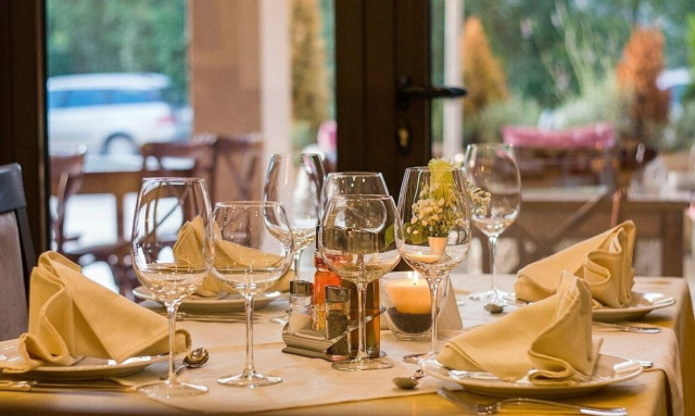 Κορονοϊός: Δείτε πώς θα τρώμε στα εστιατόρια όταν ανοίξουν (pics)