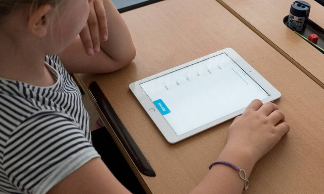 Όμιλος Olympia: Δωρεά ενός εκατ. ευρώ στο υπουργείο Παιδείας για tablets και laptops μαθητών