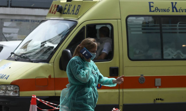 Official coronavirus cases in Greece reach 2,490, with 5 deaths in last 24 hrs