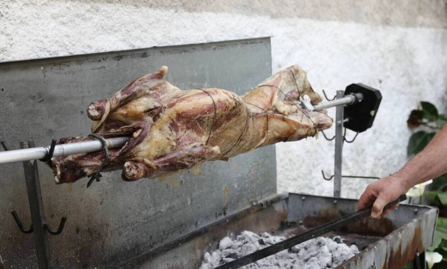 Κορονοϊός: Τι παράδοξο συνέβη αυτό το Πάσχα στην Ελλάδα