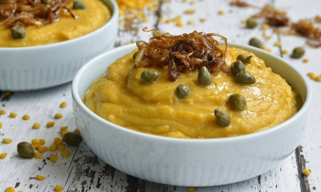 Η συνταγή της ημέρας: Φάβα με καραμελωμένα κρεμμύδια