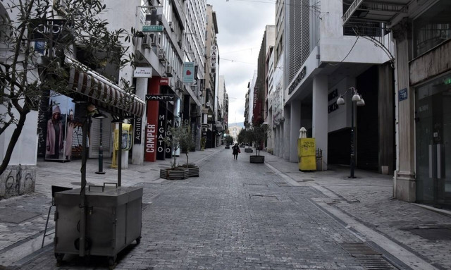 Κορονοϊός: Πέφτει «ζεστό» χρήμα στην αγορά – Ποιοι θα μοιραστούν το πακέτο των 12 δισ. ευρώ