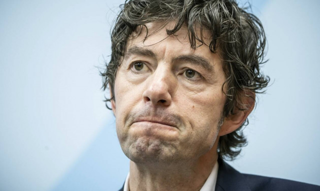 Απειλούν τη ζωή του Γερμανού «Τσιόδρα» - Δείτε γιατί τον κατηγορούν (vid)