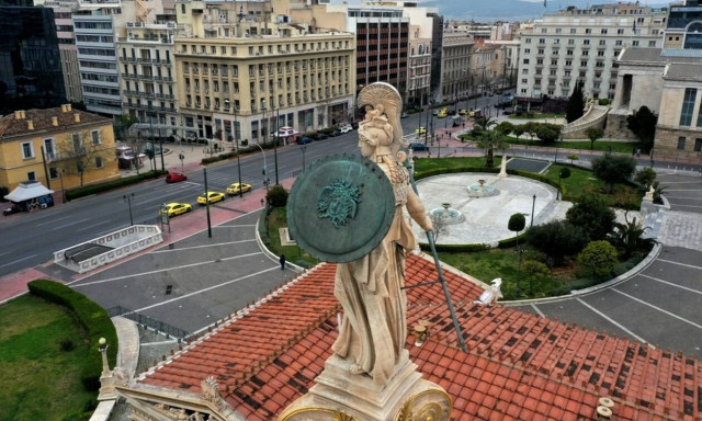 Άρση μέτρων: Πότε ανοίγουν καταστήματα, σχολεία, καφετέριες, μπαρ, ξενοδοχεία