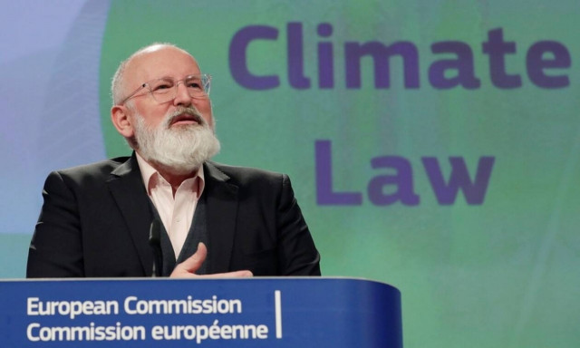 Η νόσος Covid-19 δημιουργεί εθελοντικό κράτος 