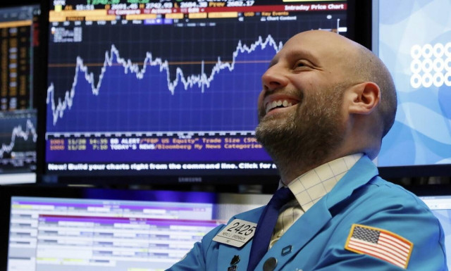 Άνοδος με «σύμμαχο» τη… ρεμδεσιβίρη στη Wall Street - Κέρδη 22% στο πετρέλαιο